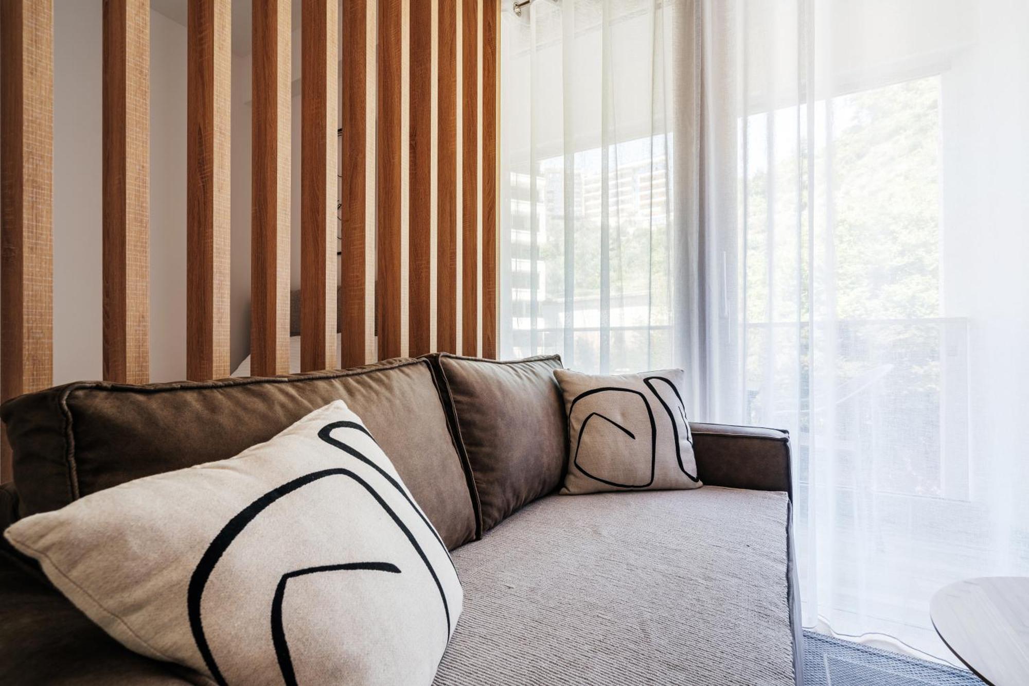 Aura Tower Aparments By In Property 라파일로비치 외부 사진
